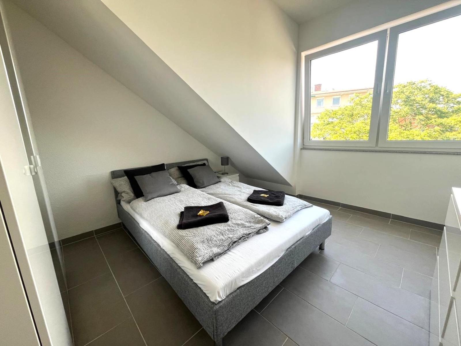 كارلسروه Simplex Apartments Am Europaplatz الغرفة الصورة