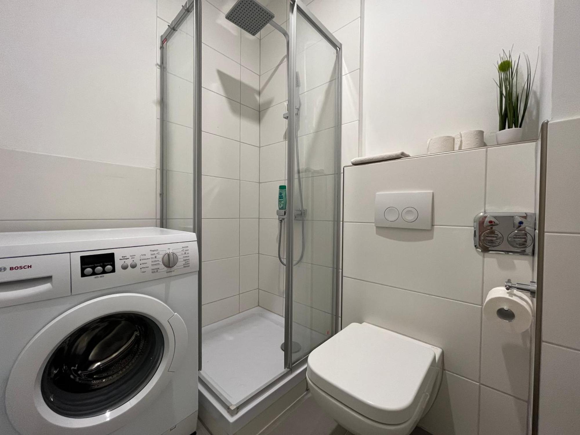 كارلسروه Simplex Apartments Am Europaplatz الغرفة الصورة