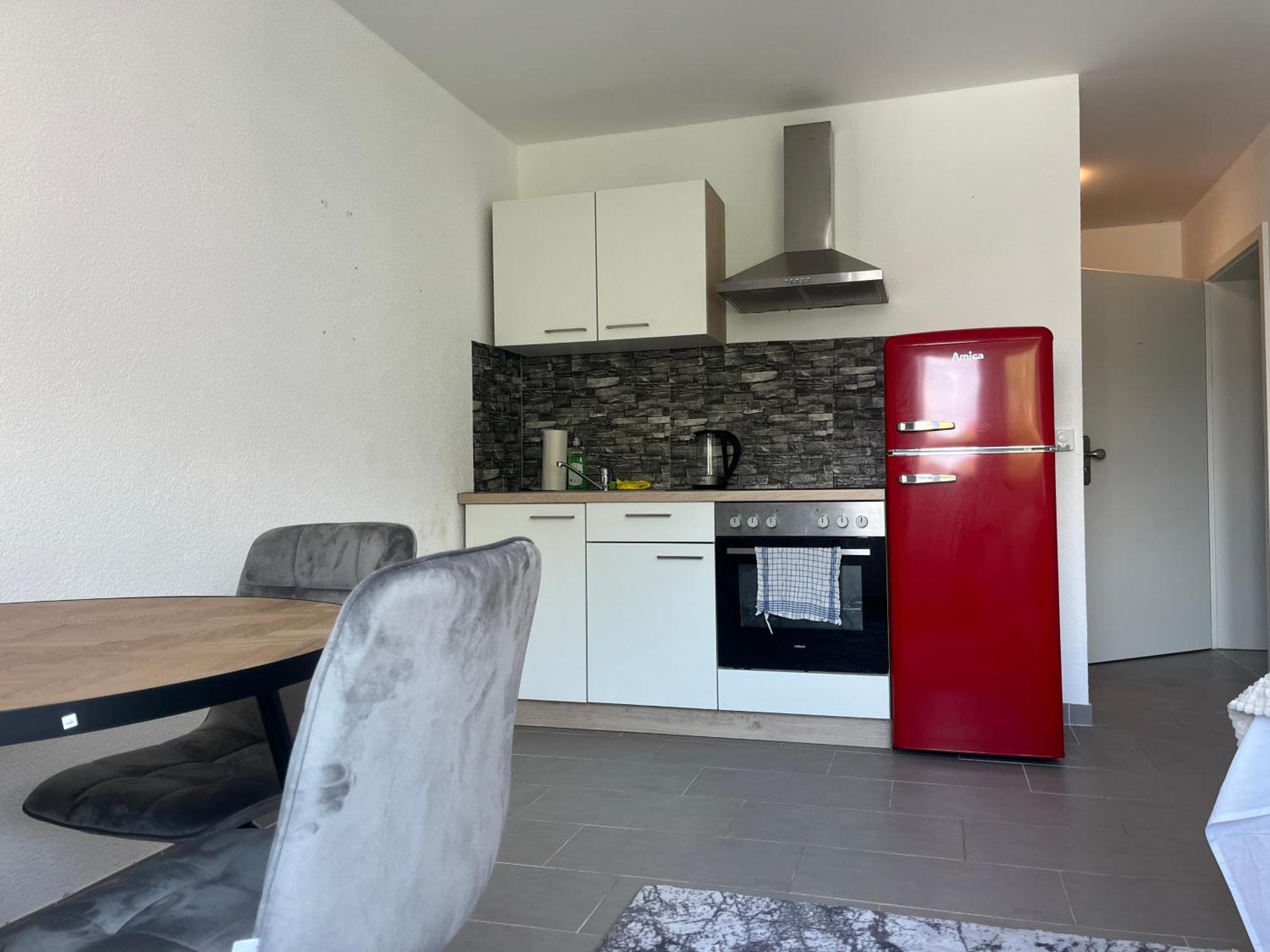 كارلسروه Simplex Apartments Am Europaplatz الغرفة الصورة