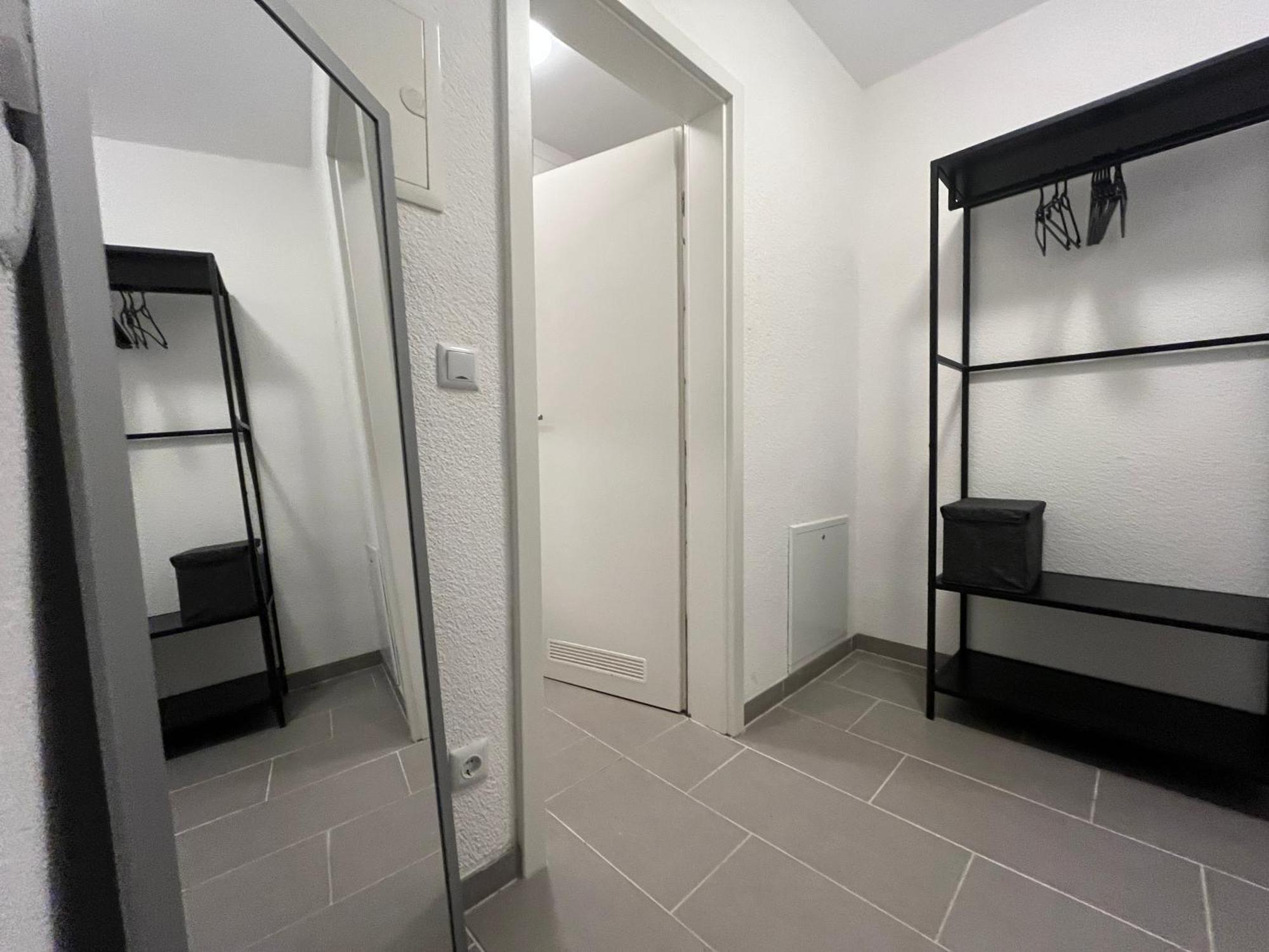 كارلسروه Simplex Apartments Am Europaplatz الغرفة الصورة