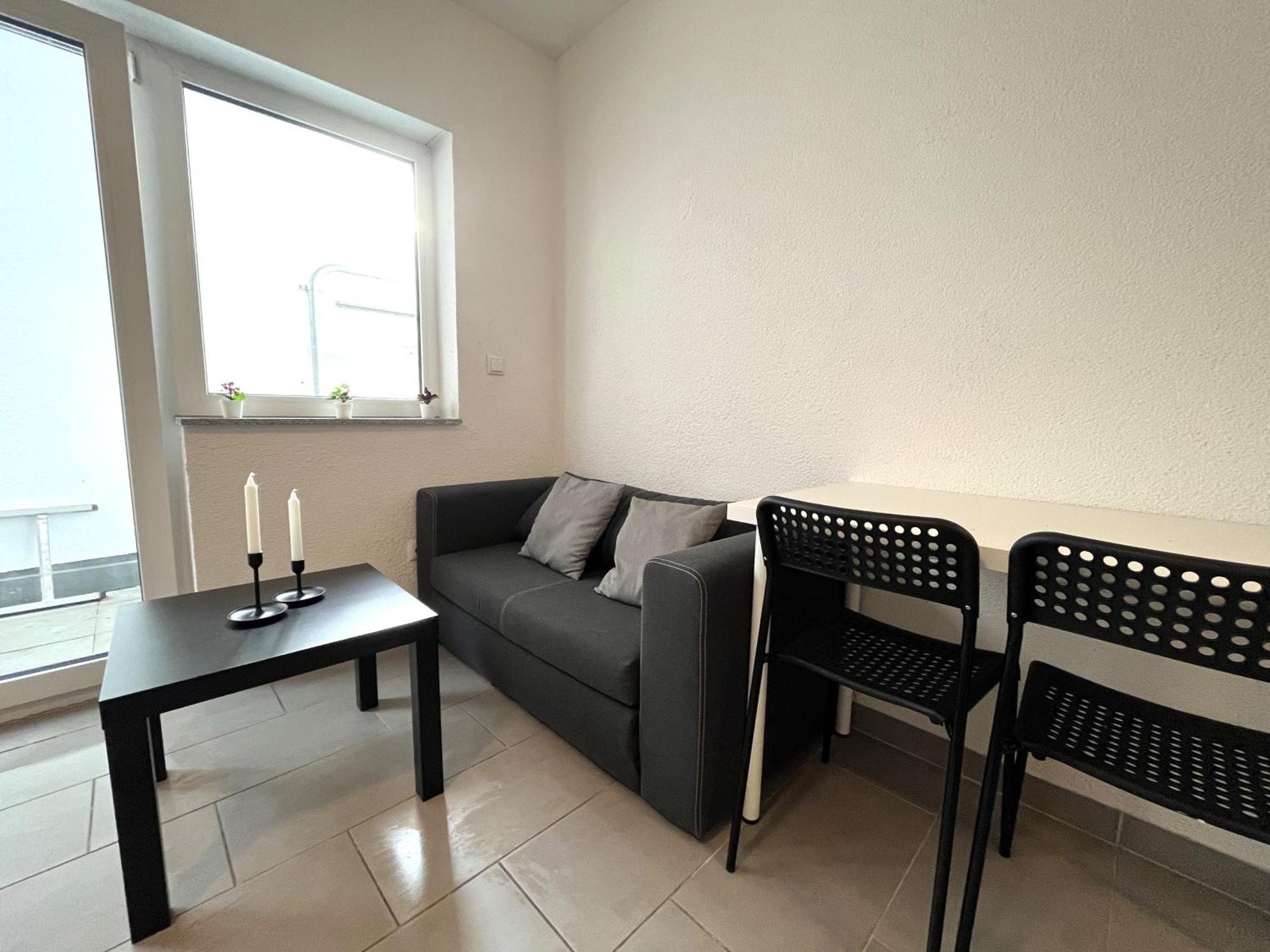 كارلسروه Simplex Apartments Am Europaplatz الغرفة الصورة